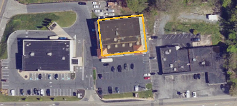 4957 Carlisle Pike
