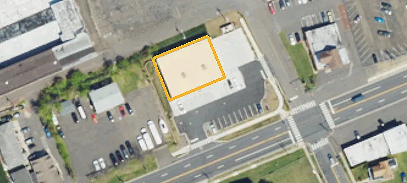 200 Lincoln Hwy