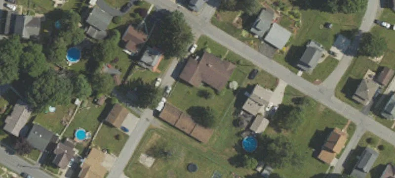 718 Powell Ave