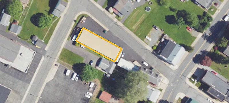 551 Main St