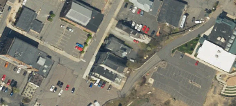 16 Kennedy St