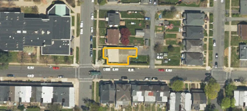 302 9th Ave