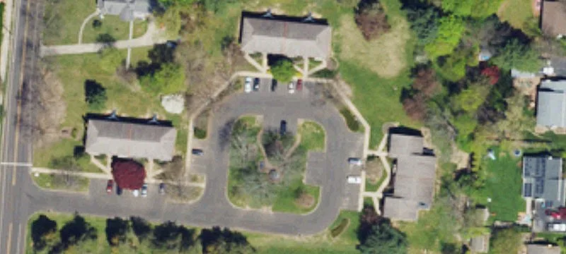 245 Lincoln Ave