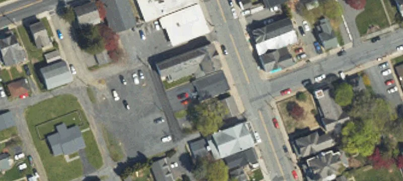 17 Robinson Ave