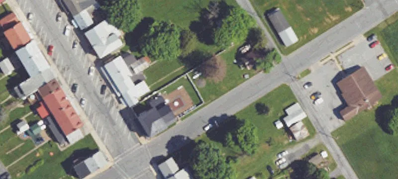 301 Main St