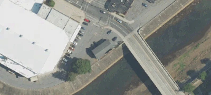 360 Napoleon St