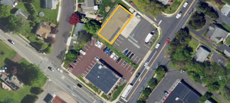 1107 Main St