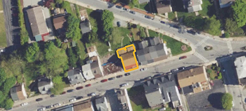 321 Main St