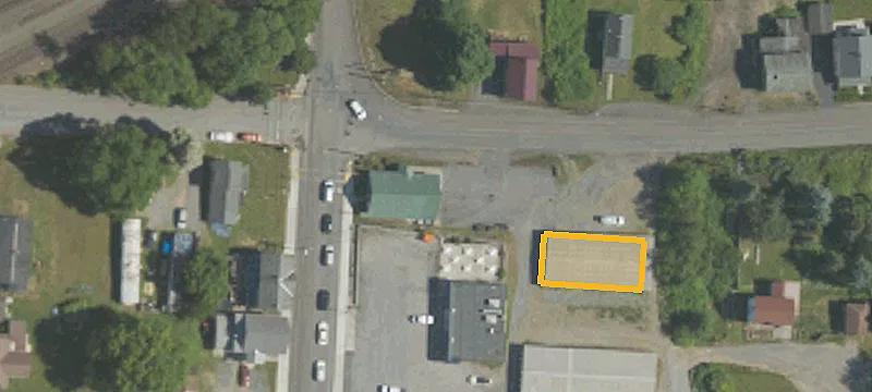 401 Main St