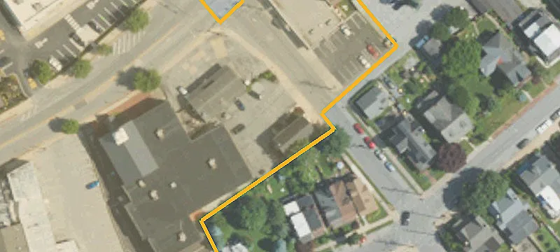 15 Grn St