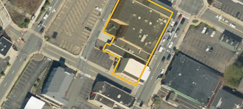 6 Main St