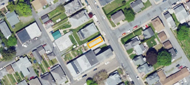 36-38 6th St