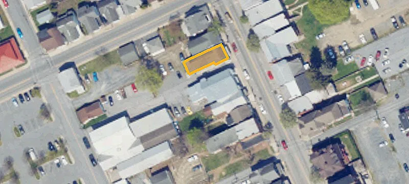 32 Earl St