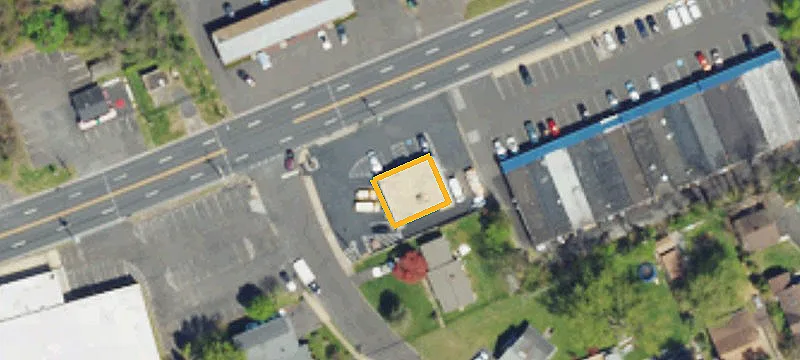 415 Lincoln Hwy