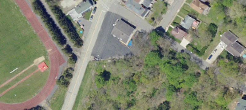 98 Ctr Ave