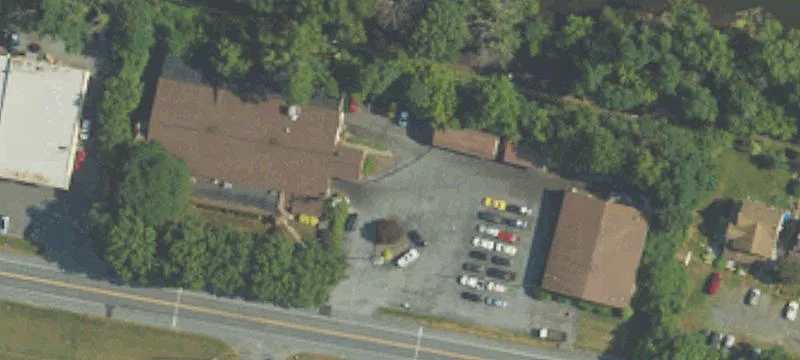 325 Main St