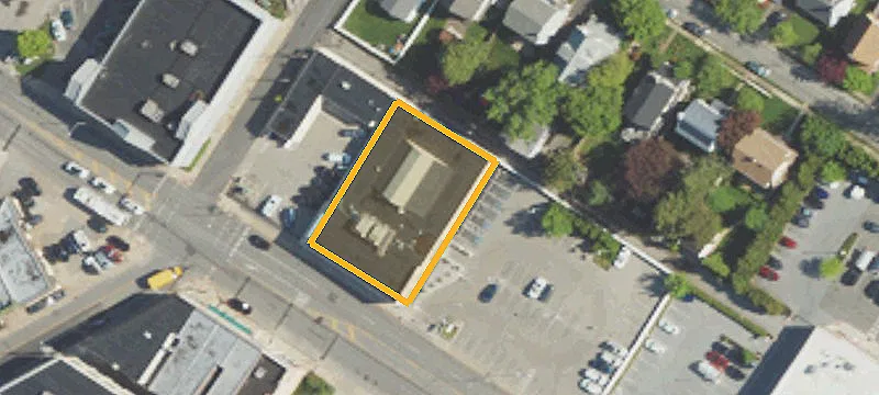 661 Lancaster Ave