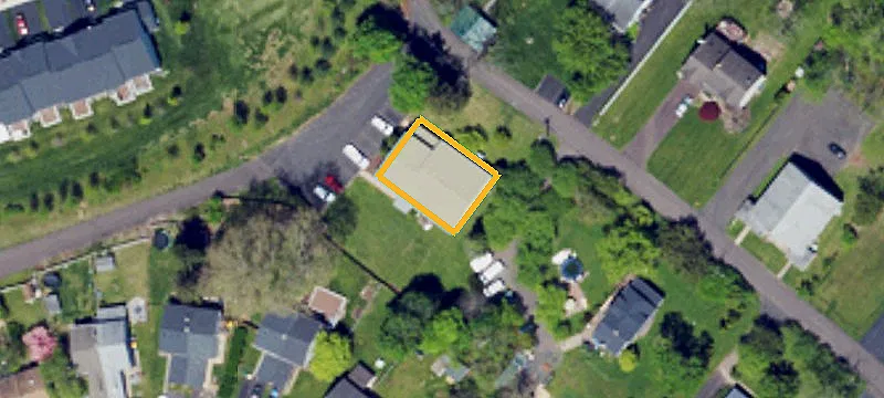 131 Crystal Rd