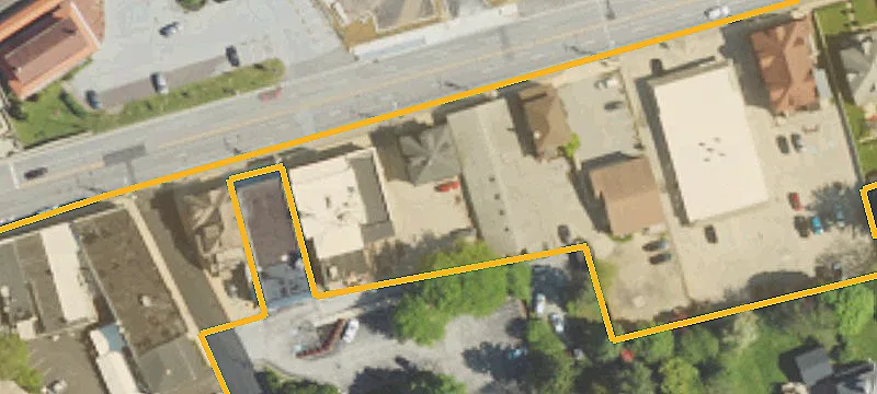 638 Lancaster Ave