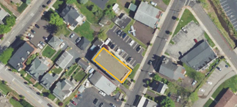 21 Lincoln Ave