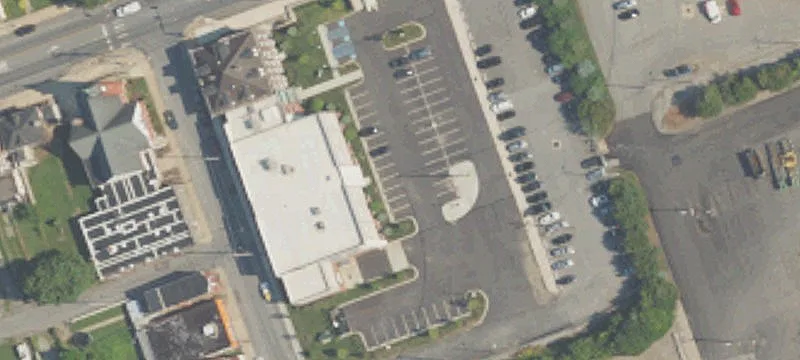 135 Lincoln Hwy