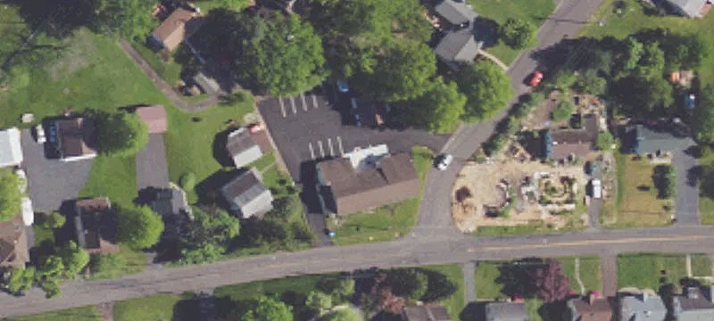 601 Lawn Ave