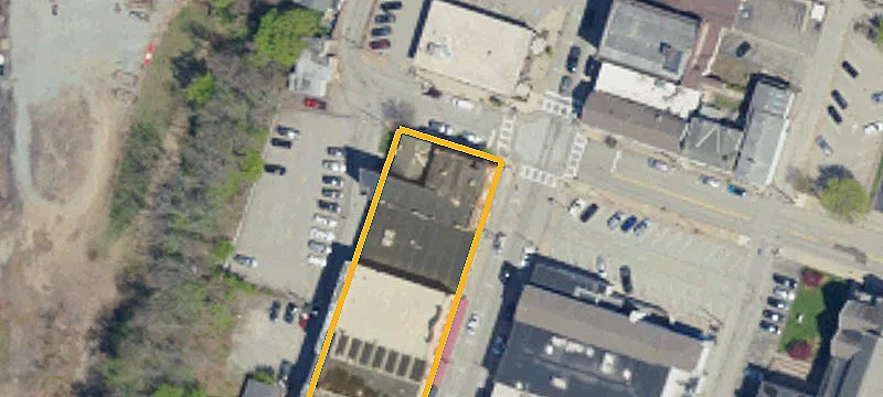 304 Main St