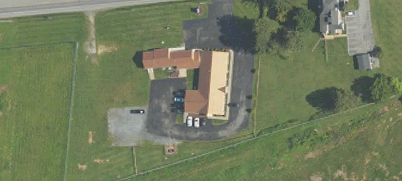 1220 Lincoln Hwy