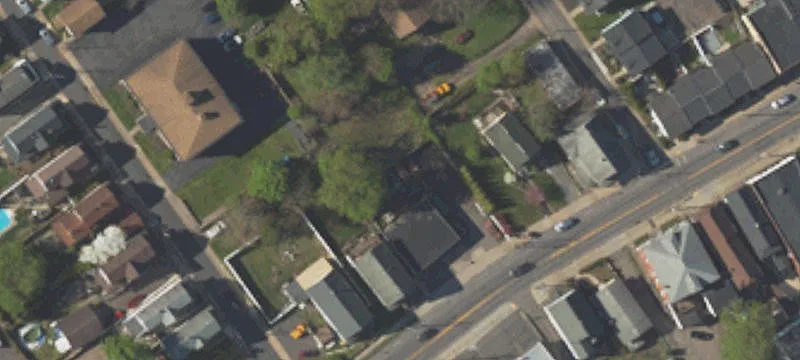 563 Main St