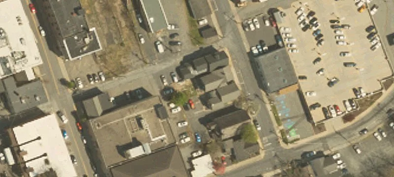 19 6th St