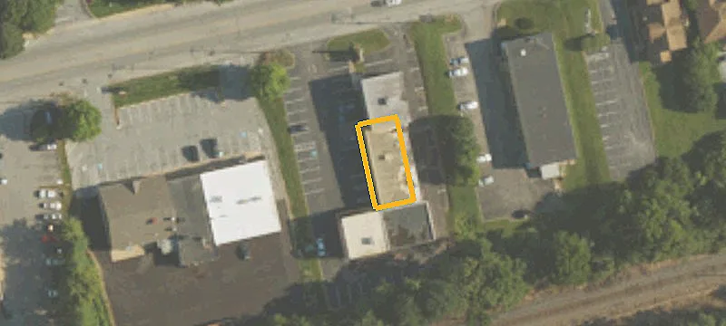 3828 Lincoln Hwy