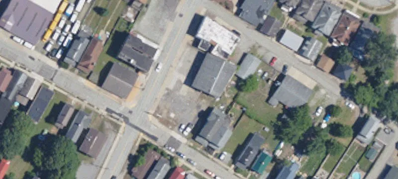 613 Hancock Ave