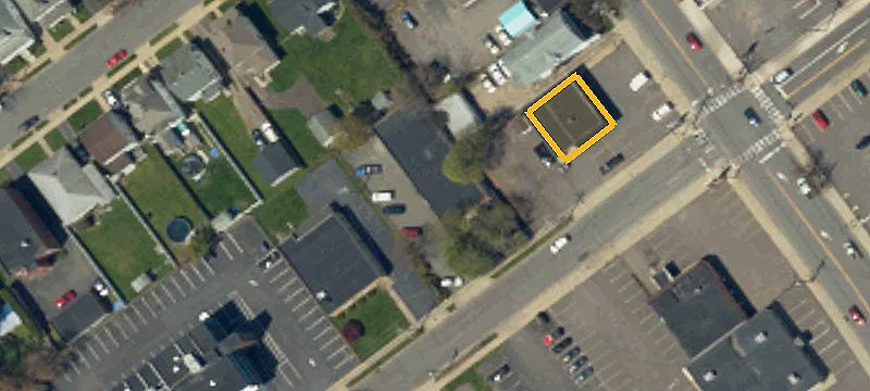 390 Tioga Ave