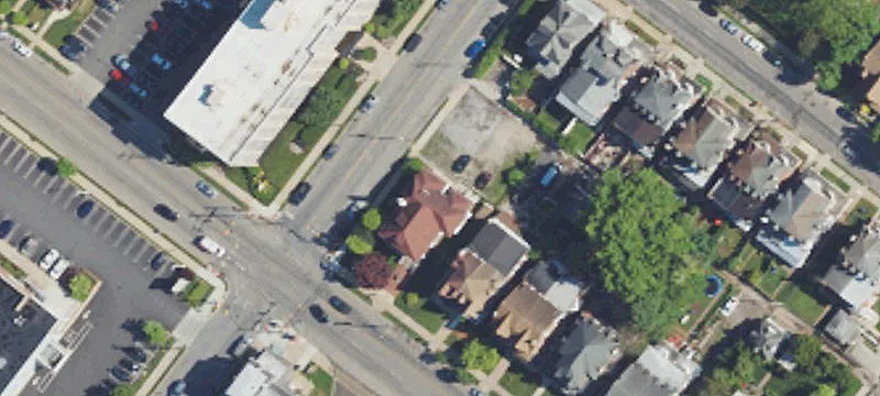 1121 Main St