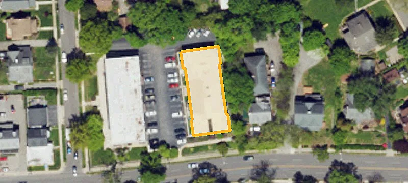 121 Montgomery Ave