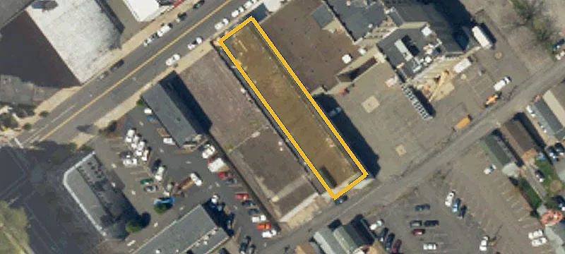 240 Main St