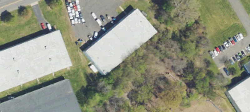 951 Riv Rd