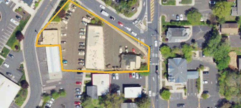 380 Main St