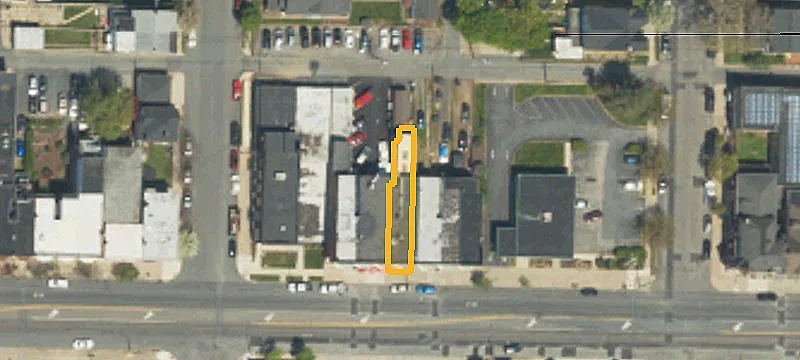 520 Broad St
