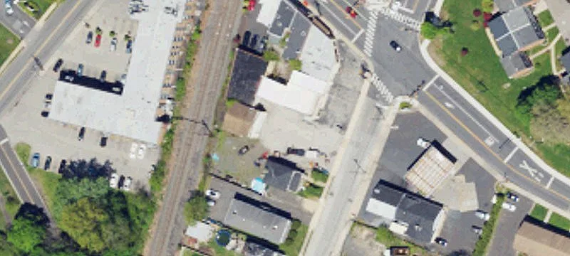 486 Tyson Ave