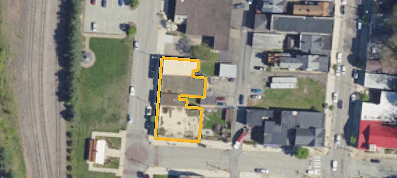 711 Railroad Ave