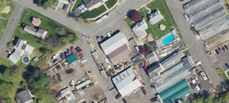 207 Hall Ave