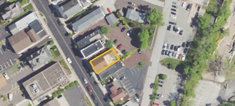 323 Main St