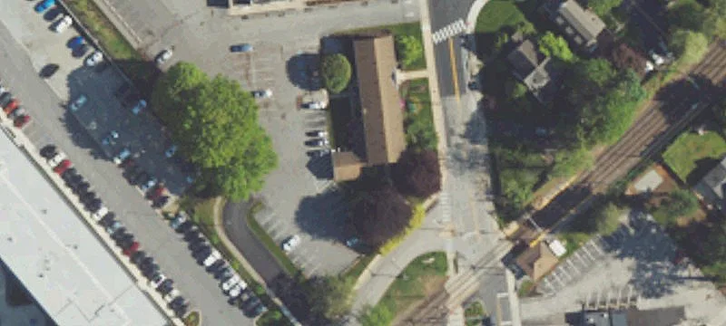 136 Saxer Ave
