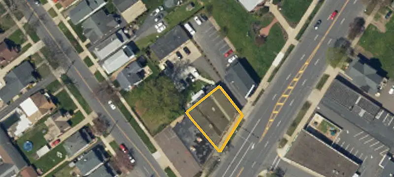 1002 Wyoming Ave