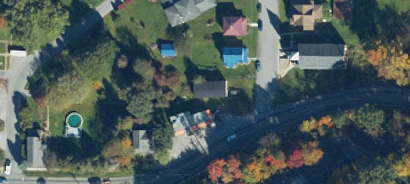 Haluska Ave