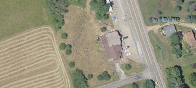 1602 Perry Hwy