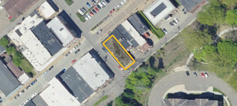 102 Main St