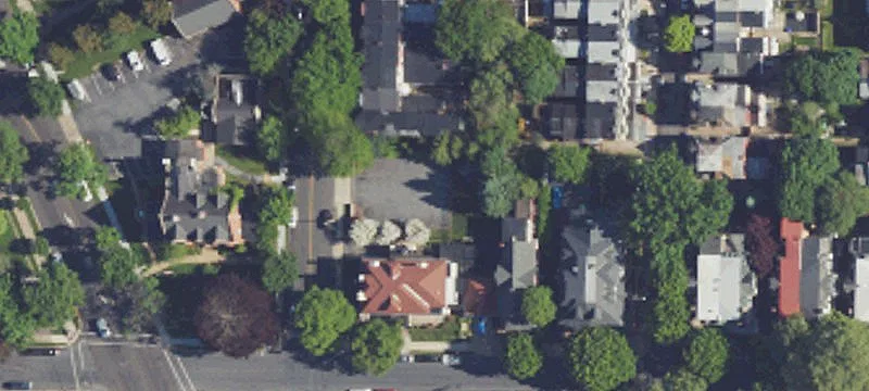 711 4th St