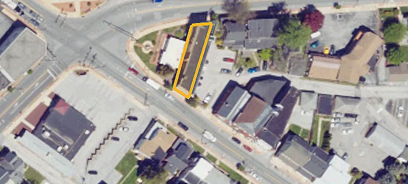 19 Main St